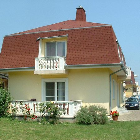 Apartmanház Cédrus 8. Zalakaros Extérieur photo